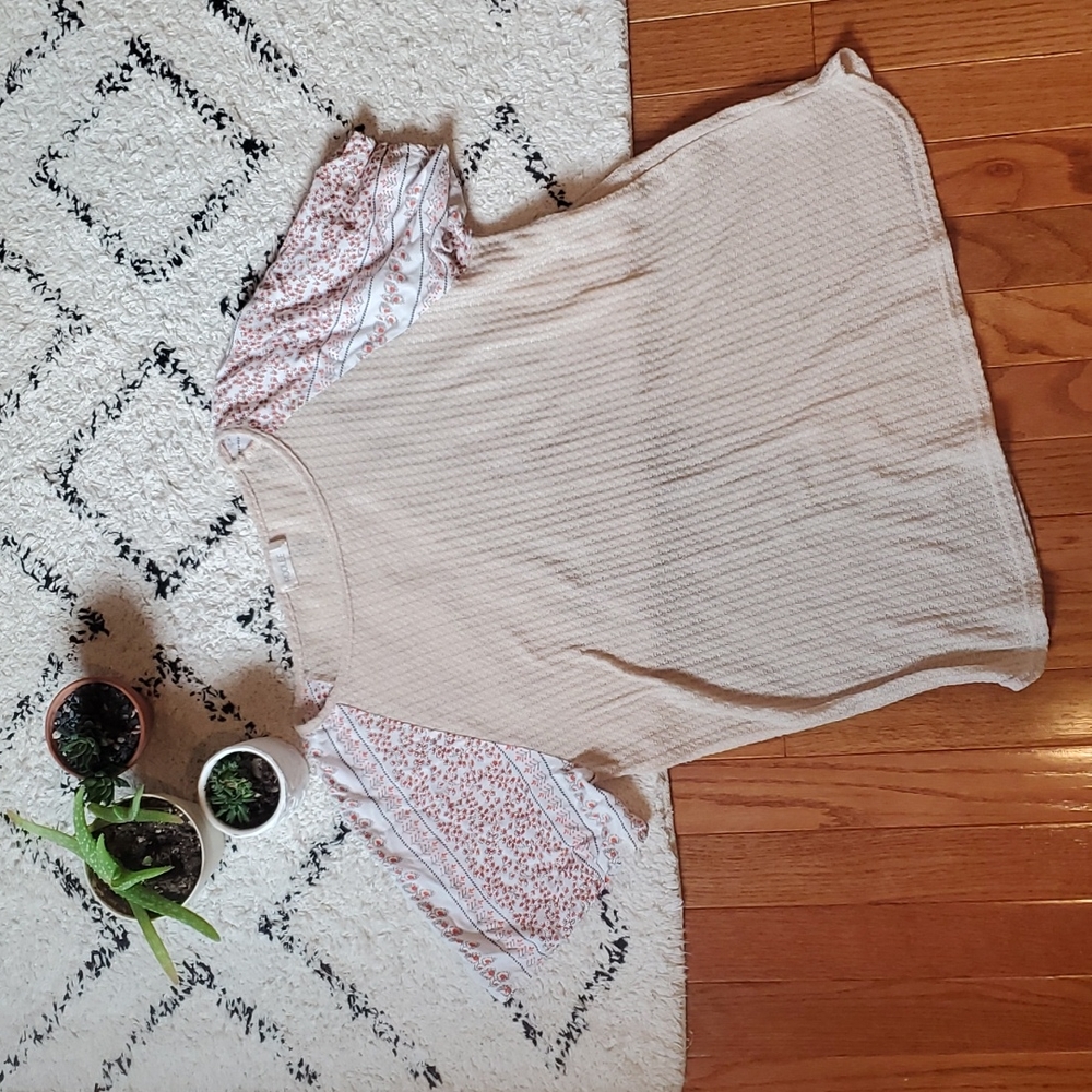 Donating 2/7 ROOLEE cross stitch short sleeve